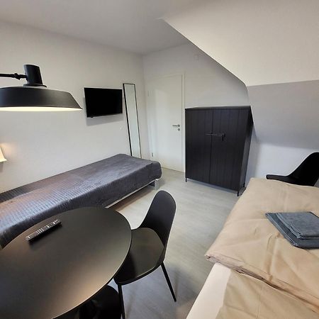 Guesthouse Wi Rooms Jülich Kültér fotó